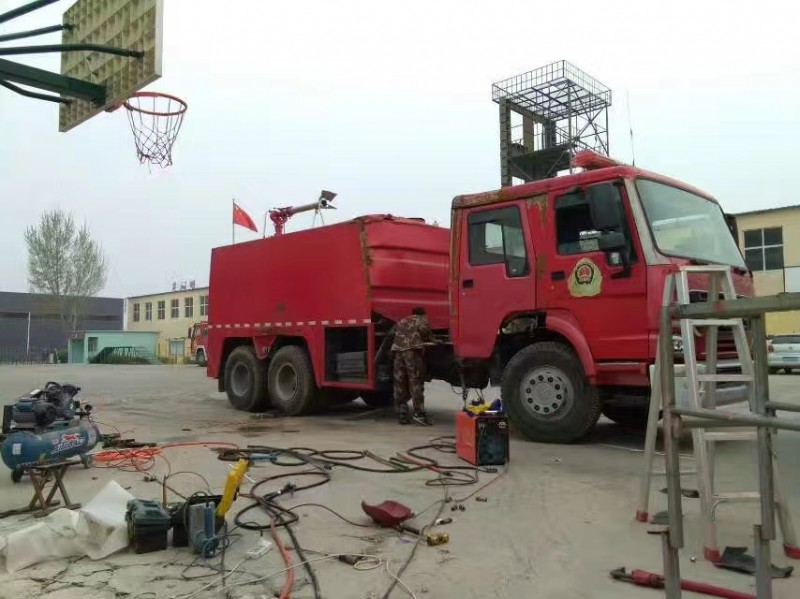 我公司為某消防大隊(duì)維修事故車輛。